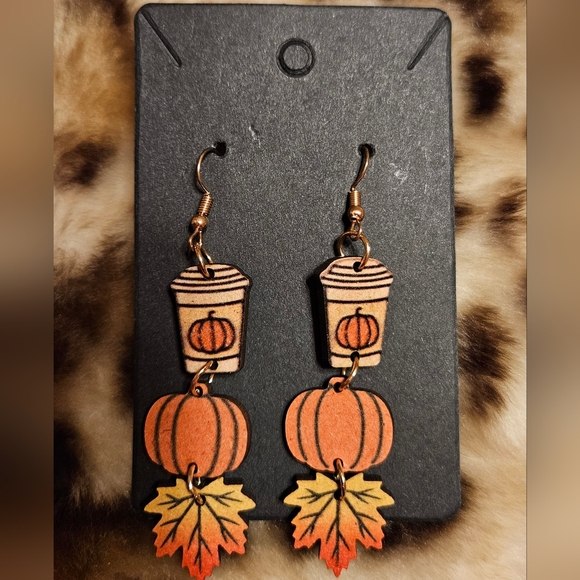 🆕️Pumpkin Spice Latte Earrings | Autumn | Fall | Dangle | Wood | Coffee | Leaf - Picture 2 of 4